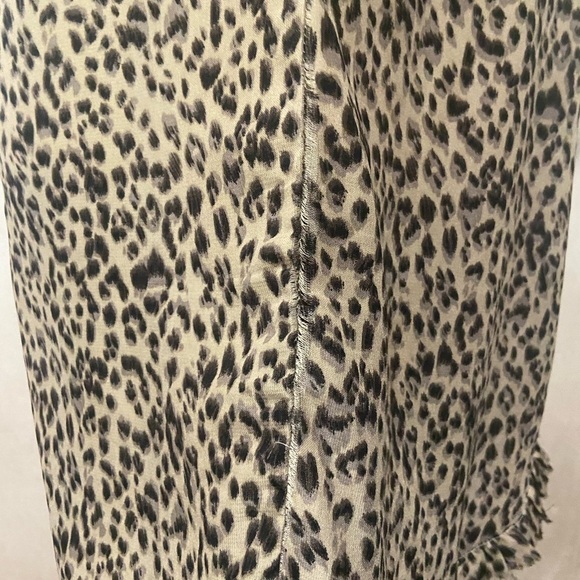 Umgee women's S animal print cold shoulder shirt dress w/ raw seam detail GUC - Picture 4 of 7